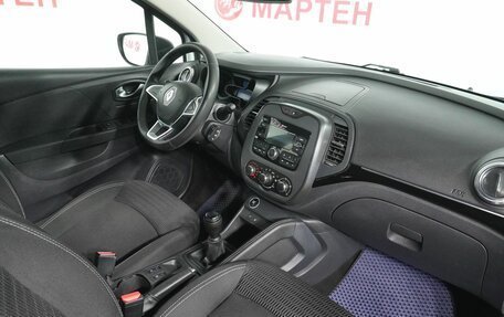 Renault Kaptur I рестайлинг, 2021 год, 1 400 000 рублей, 10 фотография