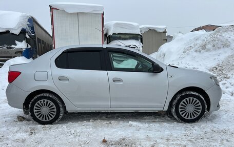 Renault Logan II, 2016 год, 450 000 рублей, 7 фотография