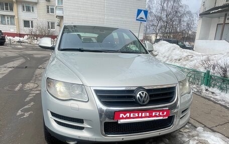 Volkswagen Touareg III, 2007 год, 1 050 000 рублей, 4 фотография