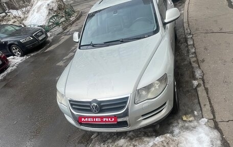 Volkswagen Touareg III, 2007 год, 1 050 000 рублей, 13 фотография