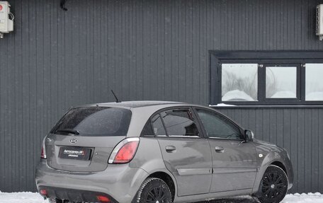 KIA Rio II, 2010 год, 619 999 рублей, 6 фотография