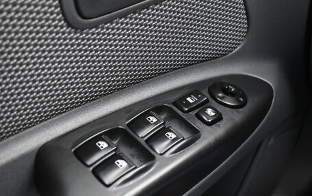 KIA Rio II, 2010 год, 619 999 рублей, 12 фотография