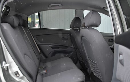 KIA Rio II, 2010 год, 619 999 рублей, 18 фотография