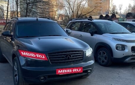 Infiniti FX I, 2005 год, 600 000 рублей, 3 фотография