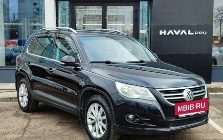 Volkswagen Tiguan I, 2009 год, 919 000 рублей, 2 фотография