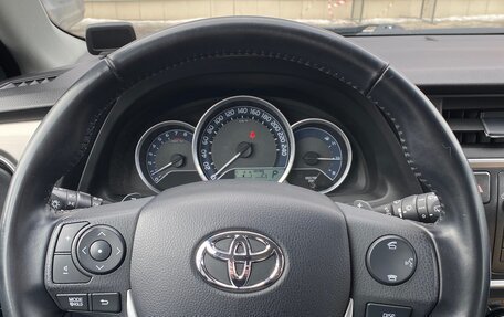 Toyota Auris II, 2013 год, 1 400 000 рублей, 13 фотография