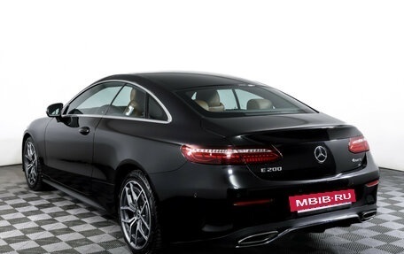 Mercedes-Benz E-Класс, 2020 год, 5 390 000 рублей, 7 фотография