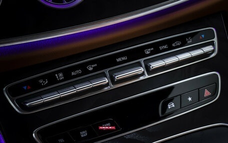 Mercedes-Benz E-Класс, 2020 год, 5 390 000 рублей, 19 фотография