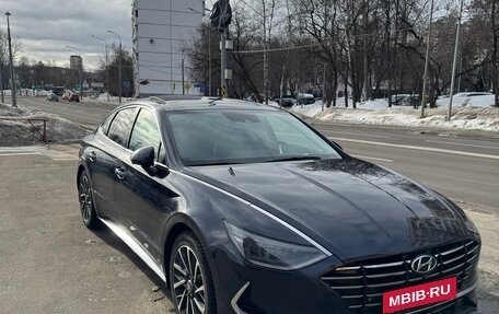 Hyundai Sonata VIII, 2019 год, 2 700 000 рублей, 4 фотография