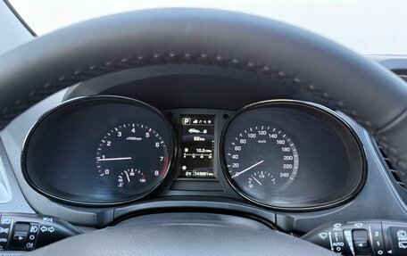 Hyundai Santa Fe III рестайлинг, 2016 год, 2 050 000 рублей, 13 фотография