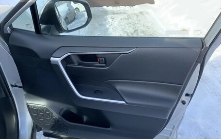 Toyota RAV4, 2022 год, 2 880 000 рублей, 16 фотография