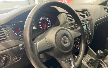 Volkswagen Jetta VI, 2014 год, 940 000 рублей, 13 фотография