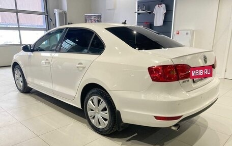 Volkswagen Jetta VI, 2014 год, 940 000 рублей, 6 фотография