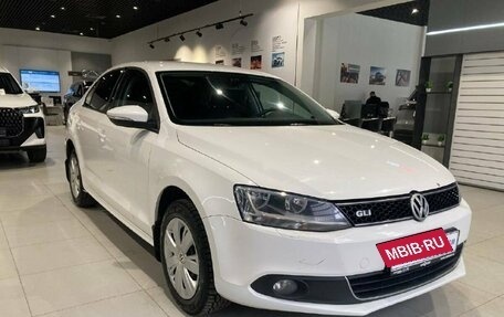 Volkswagen Jetta VI, 2014 год, 940 000 рублей, 3 фотография