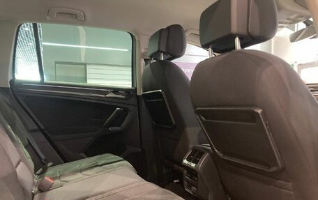 Volkswagen Tiguan II, 2017 год, 2 289 000 рублей, 12 фотография