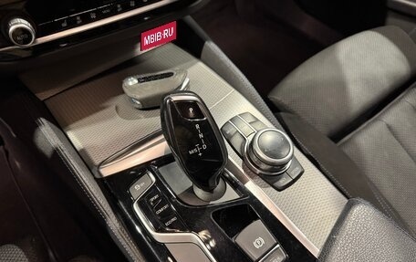 BMW 5 серия, 2018 год, 3 390 000 рублей, 14 фотография