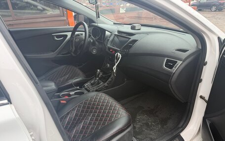 Hyundai Elantra V, 2013 год, 950 000 рублей, 7 фотография