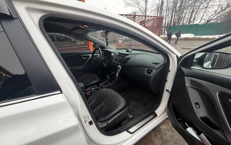 Hyundai Elantra V, 2013 год, 950 000 рублей, 6 фотография