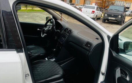 Volkswagen Polo VI (EU Market), 2015 год, 795 000 рублей, 2 фотография