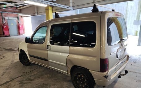 Citroen Berlingo II рестайлинг, 2005 год, 250 000 рублей, 1 фотография