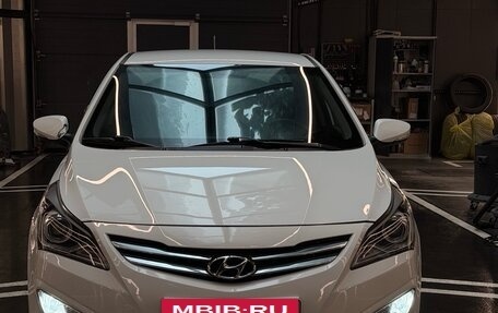 Hyundai Solaris II рестайлинг, 2014 год, 1 200 000 рублей, 4 фотография