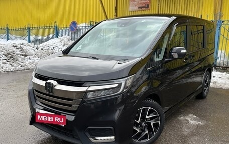 Honda Stepwgn IV, 2017 год, 1 999 999 рублей, 4 фотография