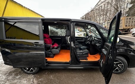 Honda Stepwgn IV, 2017 год, 1 999 999 рублей, 12 фотография