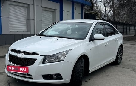 Chevrolet Cruze II, 2012 год, 970 000 рублей, 4 фотография