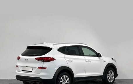 Hyundai Tucson III, 2019 год, 1 910 000 рублей, 2 фотография