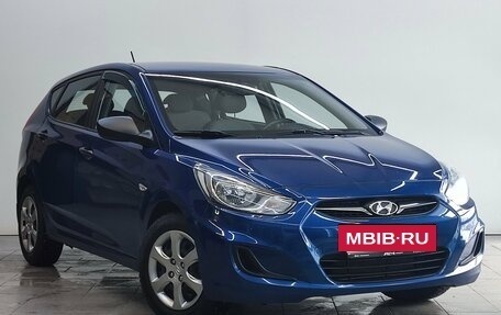 Hyundai Solaris II рестайлинг, 2011 год, 690 000 рублей, 3 фотография