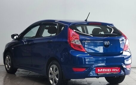 Hyundai Solaris II рестайлинг, 2011 год, 690 000 рублей, 7 фотография