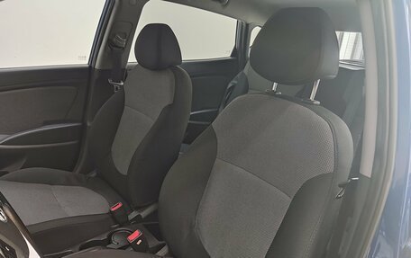 Hyundai Solaris II рестайлинг, 2011 год, 690 000 рублей, 16 фотография