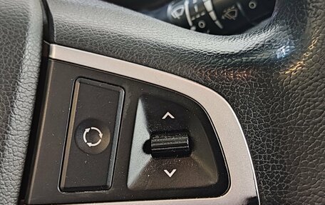 Hyundai Solaris II рестайлинг, 2011 год, 690 000 рублей, 27 фотография