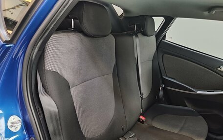 Hyundai Solaris II рестайлинг, 2011 год, 690 000 рублей, 23 фотография