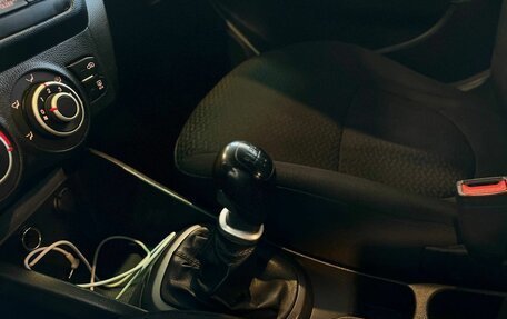 KIA Rio III рестайлинг, 2012 год, 650 000 рублей, 30 фотография