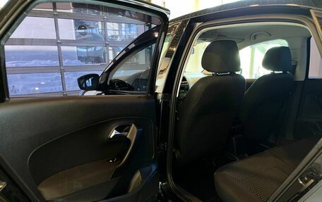 Volkswagen Polo VI (EU Market), 2012 год, 675 000 рублей, 21 фотография