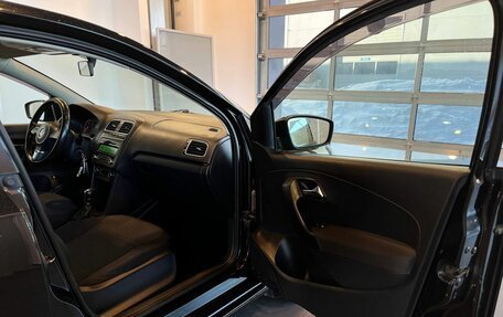 Volkswagen Polo VI (EU Market), 2012 год, 675 000 рублей, 24 фотография