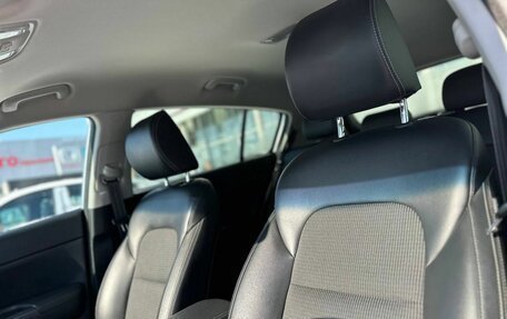 KIA Sportage IV рестайлинг, 2018 год, 2 380 000 рублей, 10 фотография