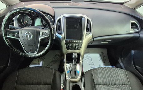 Opel Astra J, 2010 год, 780 000 рублей, 10 фотография