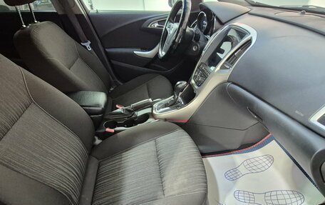 Opel Astra J, 2010 год, 780 000 рублей, 17 фотография