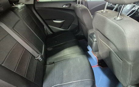 Opel Astra J, 2010 год, 780 000 рублей, 16 фотография