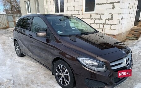 Mercedes-Benz B-Класс, 2015 год, 1 400 000 рублей, 10 фотография