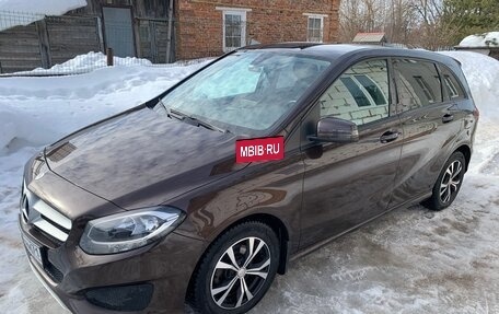 Mercedes-Benz B-Класс, 2015 год, 1 400 000 рублей, 11 фотография