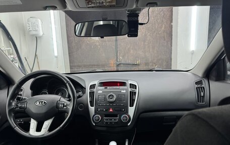 KIA cee'd I рестайлинг, 2011 год, 985 000 рублей, 11 фотография