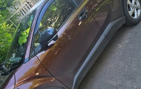 Toyota C-HR I рестайлинг, 2017 год, 1 800 000 рублей, 9 фотография