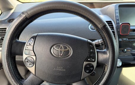 Toyota Prius, 2006 год, 680 000 рублей, 18 фотография