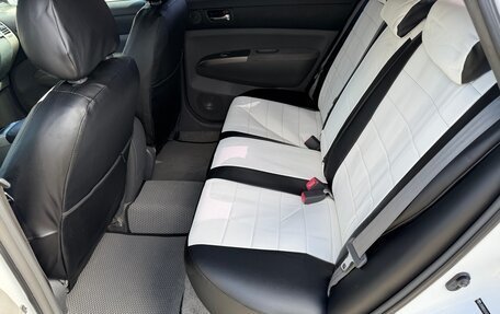 Toyota Prius, 2006 год, 680 000 рублей, 15 фотография