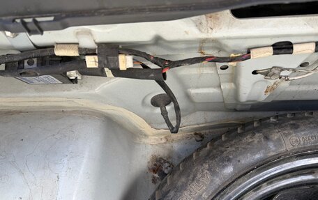 Toyota Prius, 2006 год, 680 000 рублей, 25 фотография