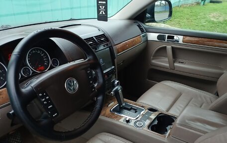 Volkswagen Touareg III, 2008 год, 950 000 рублей, 10 фотография