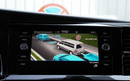 Volkswagen Multivan T6 рестайлинг, 2022 год, 8 750 000 рублей, 21 фотография